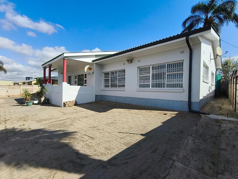 5 Bedroom Property for Sale in Norwood Eastern Cape